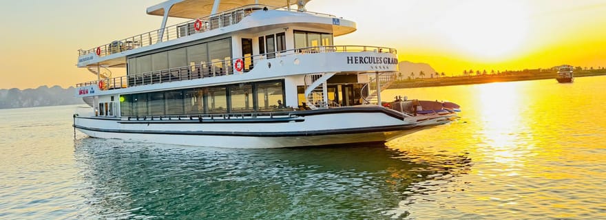 Excursion de luxe d'une journée dans la baie d'Ha Long - Croisière 5 étoiles et activités complètes