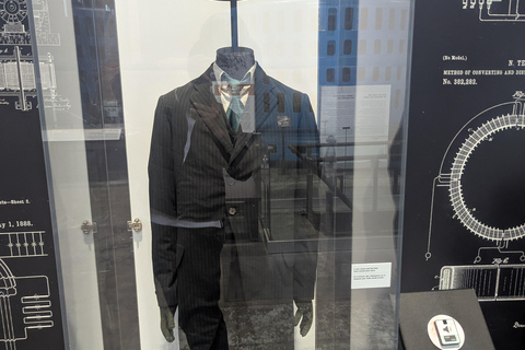 Niagara Falls Day Tour with Boat, Power Station & Tunnel