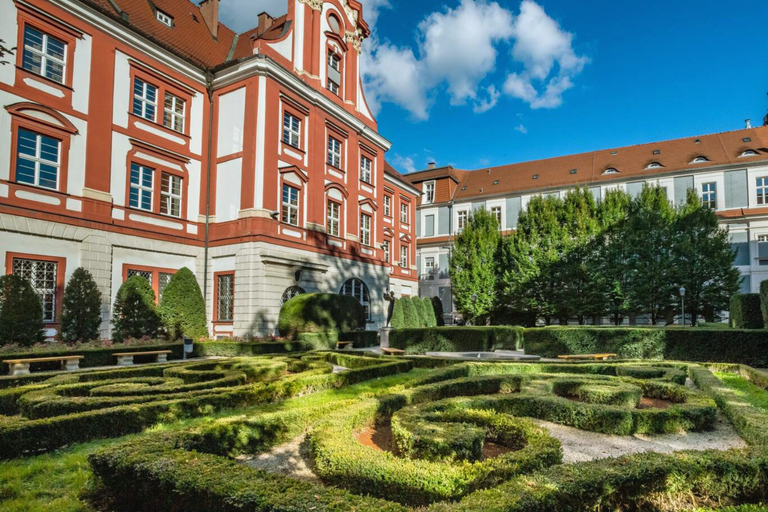 Wrocław: Old Town Highlights Private Walking Tour