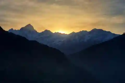 Urgam Valley: An offbeat Himalayan Tour with Yoga & Treks
