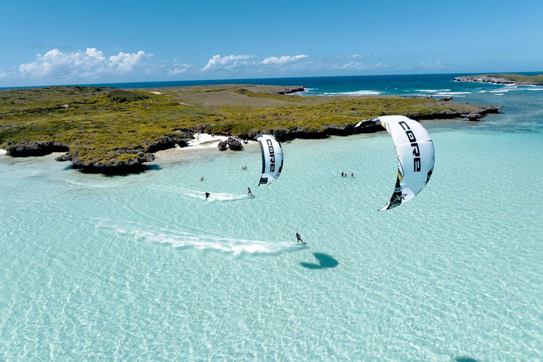 Sakalava Bay: Enjoy sailing & kitesurfing. Ideal lagoon, guaranteed wind Sailing & Kite Option: Equipment and coaching included