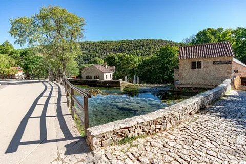 Split & Trogir: Krka Waterfalls & Swimming in Primošten