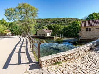 Split e Trogir: Cascatas de Krka e nadar em Primošten