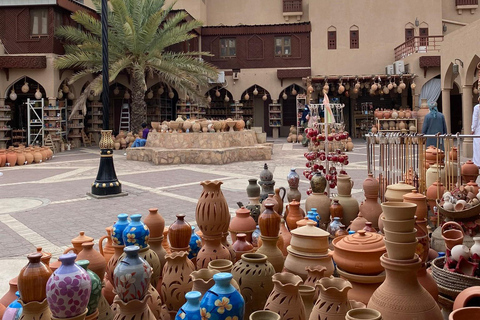 Muscat: Dagsutflykt till Nizwa Souq, Fort &amp; Jabel Akhdar + lunch