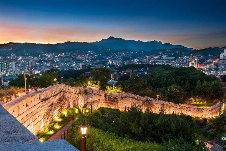 Seoul Evening Highlights: Ikseon-dong, Naksan & Bugak View