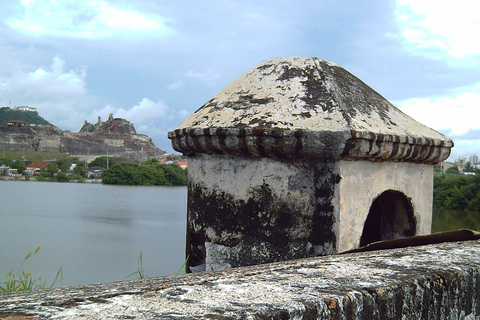 Cartagena: Passeggiata privata nella città vecchia e a Getsemani