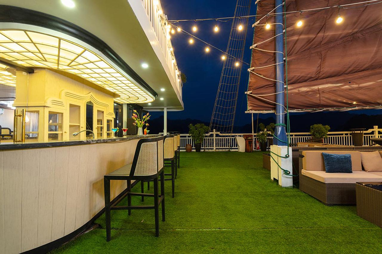 De Hanói: Cruzeiro de luxo de 3 dias na Baía de Ha Long e na Ilha de Cat Ba