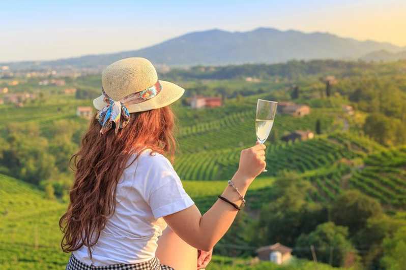 Wine and Food tour in the Prosecco Hills from Venice