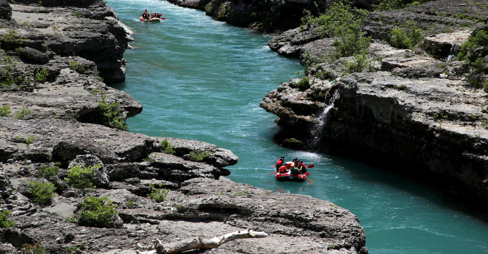 Permet, Vjosa Rafting ve Termal Banyolar - Hizvo