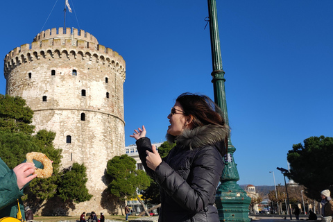 Tour gastronómico griego de Ouzo y Meze con un localTour gastronómico griego de Ouzo y Meze