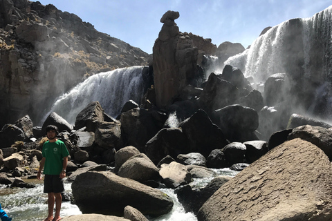 Arequipa: Pillones Waterfall and Stone Forest Arequipa: Pillones Waterfalls and Bosque de Piedras-Full Day