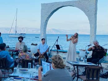 Corfu: Music Stories of a Corfiot Experience en el puerto deportivo