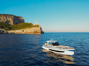 Privat båttur til Capri – eleganse mellom himmel og hav