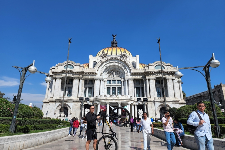Tour à vélo du CDMX avec expérience gastronomique mexicaine