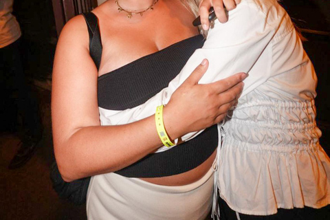 Cannes: Bar Crawl Madness 4 Bars, Wild Games &VIP Club Entry Cannes : Bar/Pub Crawl with Free Shots and VIP Access