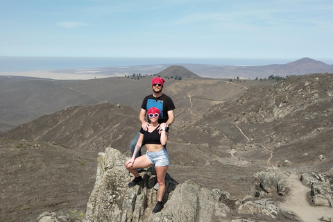 Hiking Lomas de Lachay in Lima