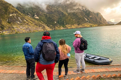 Quilotoa Volcano: Crater and Emerald-Turquoise Lagoon Quilotoa Volcano: Crater and Emerald Turquoise Lagoon