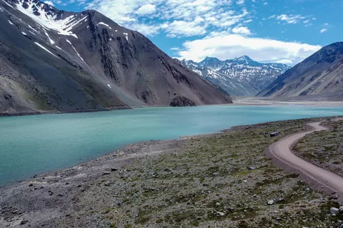 Cajon Del Maipo Including Wine with Picnic and Empanada