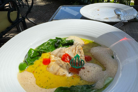 Private Douro Luxury,Private Boat,Wine,visits, 5 Stars Lunch