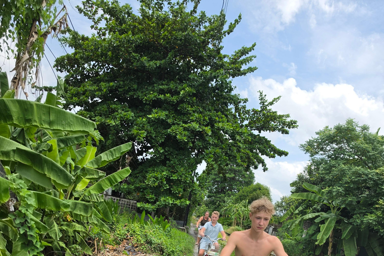 Bangkok: Hidden Gems Bike Tour to Street Food