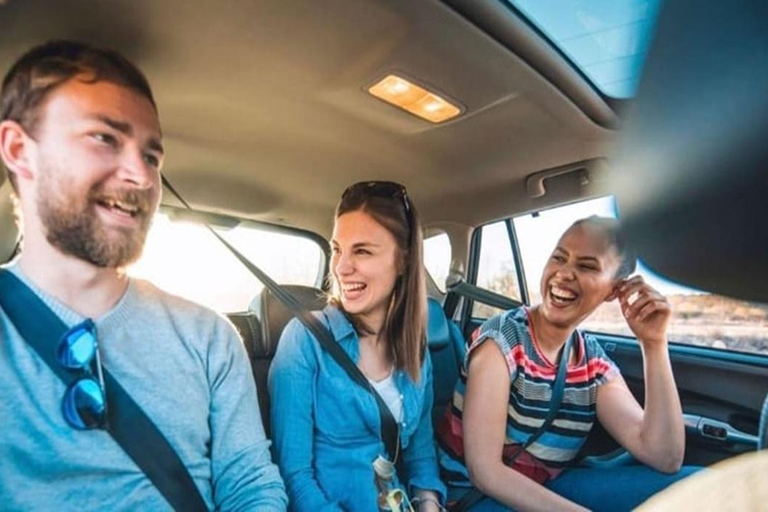 Aeropuerto Phu Bai: Traslado privado al/desde el centro de HueAeropuerto Phu Bai: Traslado privado desde/hasta el centro de Hue