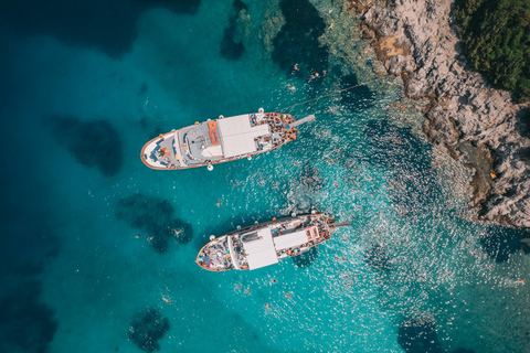 From Benitses/Lefkimmi: Blue Lagoon & Papanikolis Cruise Cruise with Transfer from Southern Corfu to Lefkimmi Port