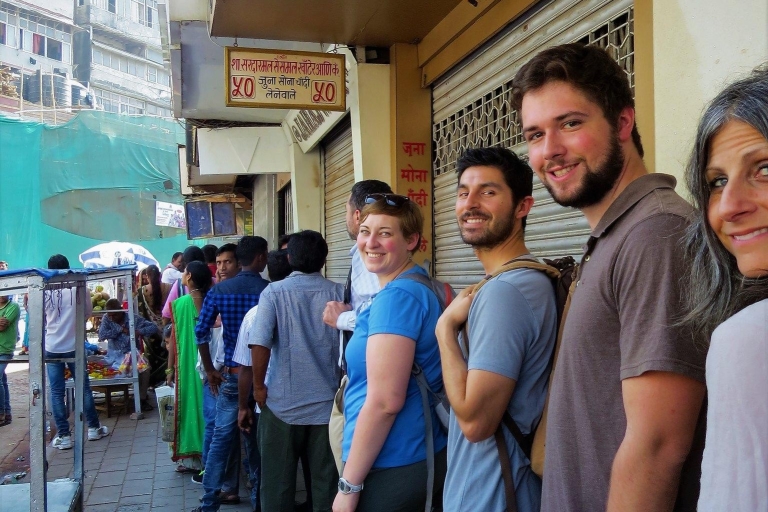 Tętniące życiem targi w Bombaju (2-godzinna wycieczka piesza z przewodnikiem)
