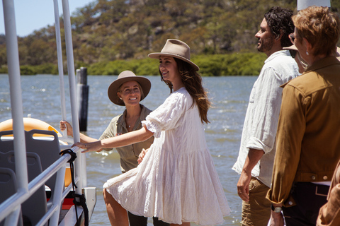 Mooney Mooney: Pearl & Oyster Farm Hawkesbury River Cruise