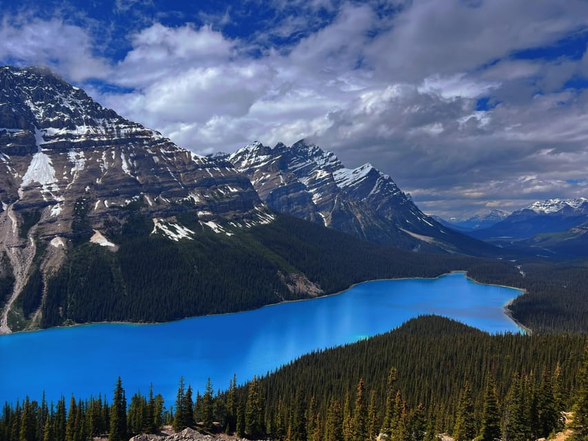 Banff: Private Day Tour of Moraine Lake, Lake Louise & Peyto Lake