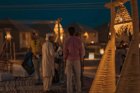 Desde Marrakech: Excursión al Desierto de Merzouga 3 DíasSube de categoría a la Tienda de Lujo en Merzouga