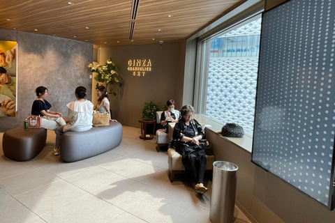 Tsukiji Fish Market+Lunch +Asakusa Tea +Akiba Maid Cafe tour