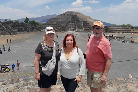 Teotihuacan &amp; Basiliek van Guadalupe: privétour met lunch