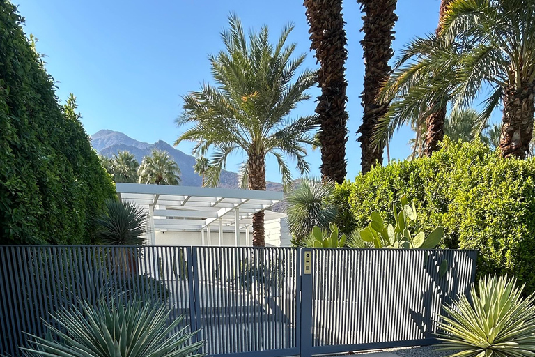 Palm Springs: Celebrity Homes Guided Electric Cart Tour Explore Palm Springs Celebrity Homes in Style