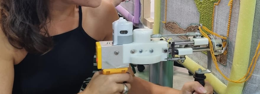 TUFTING : Apprenez à fabriquer un tapis lors d'un cours divertissant à Valence.