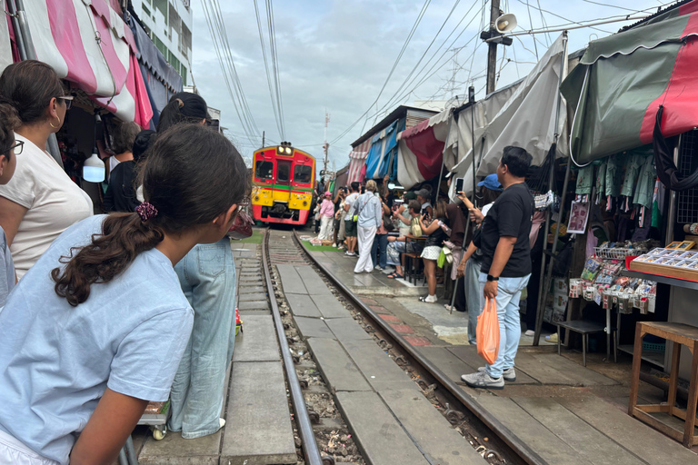 From Bangkok: Railway Market, Tha Kha, and Monkey Coast Tour