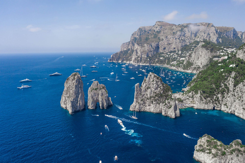 7 horas de experiencia en barco privado en Capri desde Positano