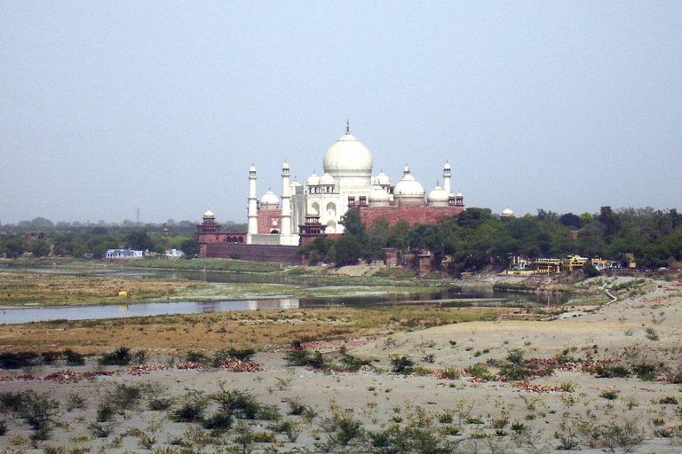 Sunrise Splendor: Agra Day Tour