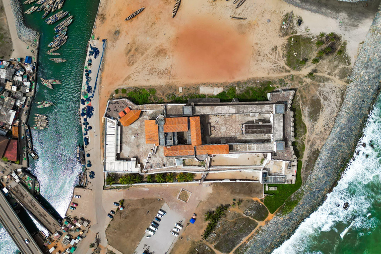 من أكرا: جولة نهارية في كيب كوست مع مرشد خاص