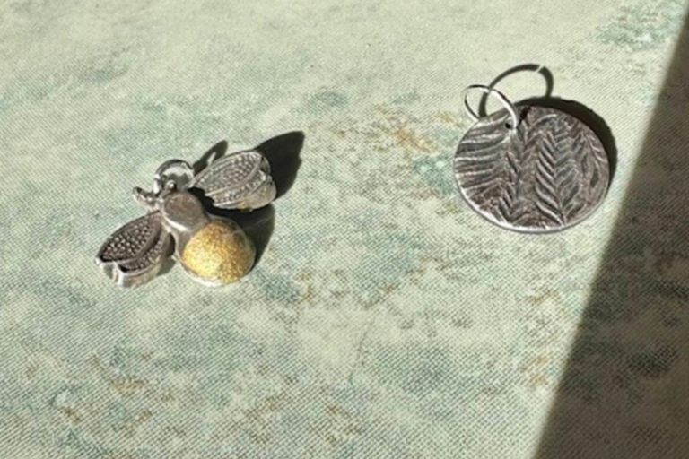 Design and make silver jewelry in Cambridge