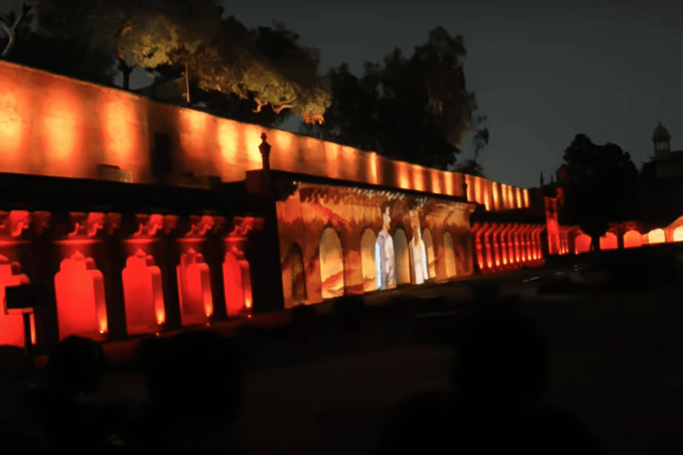 Agra: Evening Agra Fort Light and Sound Show Guided Tour