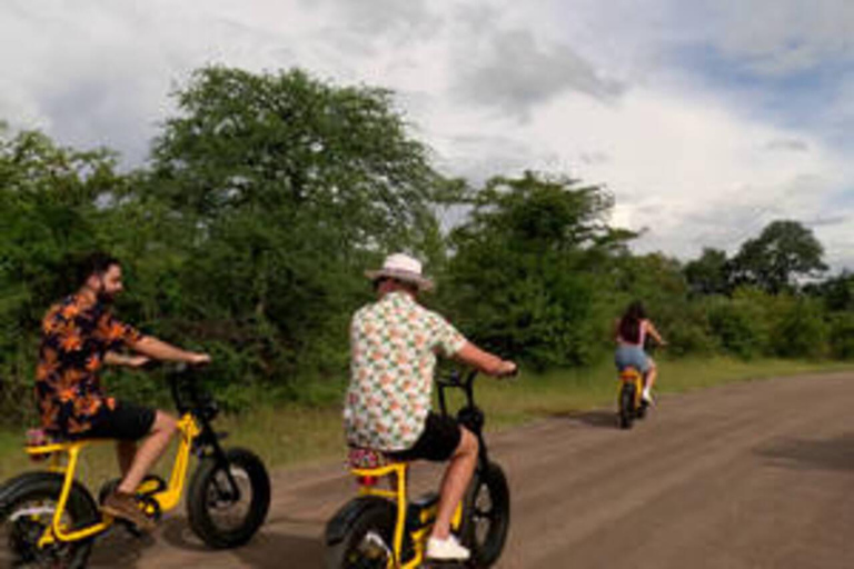 Victoria Falls: Bamba Bikes Full Day