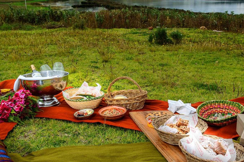 From Cusco: Archaeological sites + Picnic + Painting