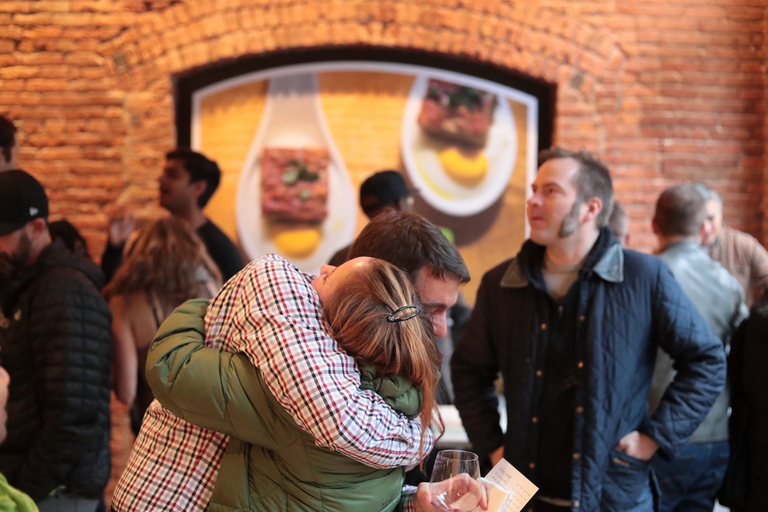 Seattle: Pike Place Market Tour with Wine Tasting