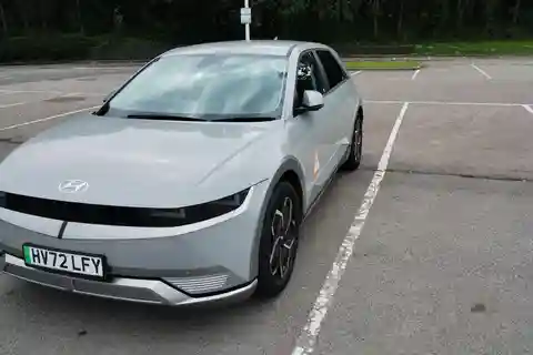 Cardiff; EV Usługa transferu lotniskowego