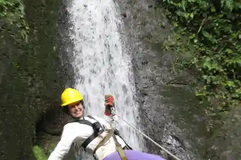 Canyoning med ATV 4x4 på vattenfall nära La Fortuna