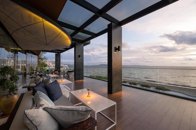 Pattaya : ISEA Sky &amp; The Jetty - Pacotes F&amp;B do Veranda Resort1 Pratos com 3 Bebidas Alcoólicas