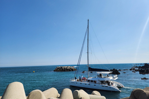 Jeju: Luxury Private Tour with UNESCO Sites & Yacht Cruise