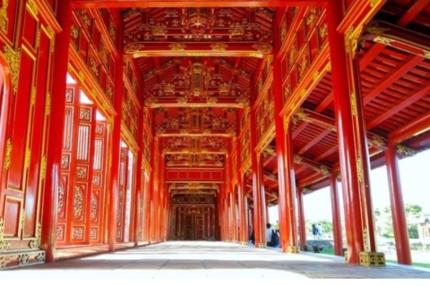 Tien Sa Port to Hue Imperial City & Sightseeing Private Car Private Car with English Speaking Guide