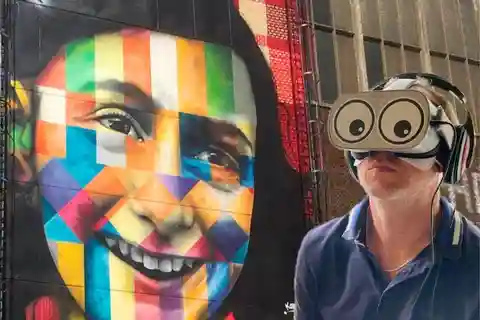 アムステルダム：アンネ フランクの最後の散歩と VR での家訪問