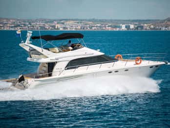 Voyager - Sea Ray 52